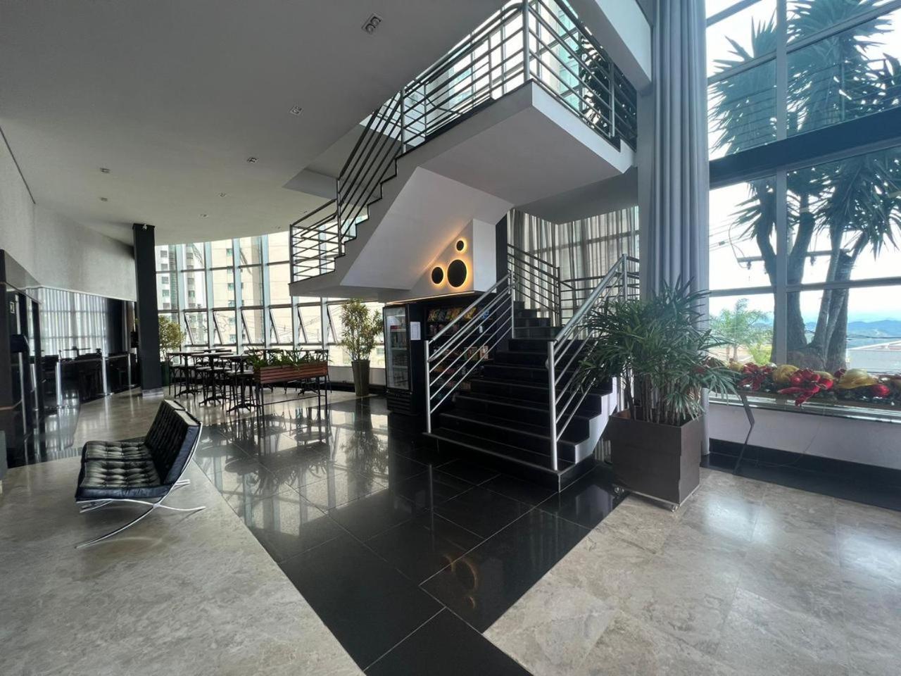 Hotel Flat Piemonte Nova Lima Esterno foto